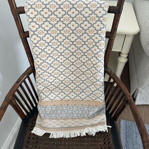 Floral Patterned Throw Blanket